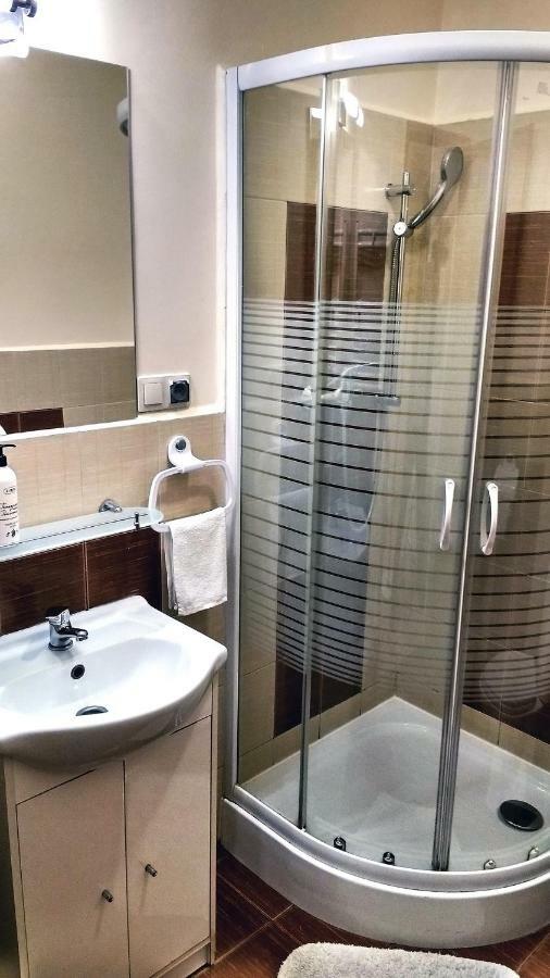 Appartement Pod Jarzebina à Stary Toruń Extérieur photo